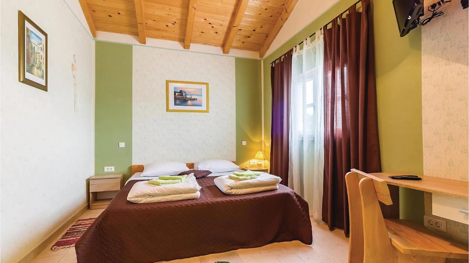 Amazing Home In Rezanci With Wifi