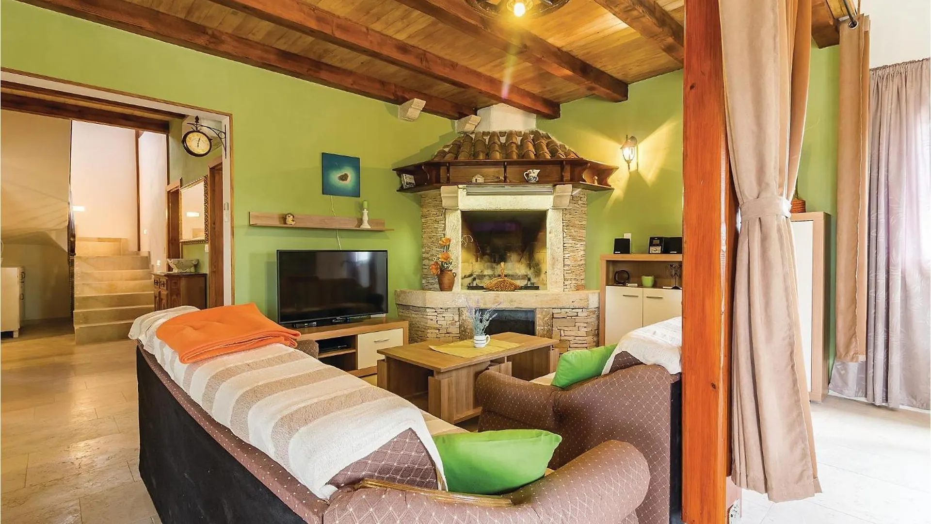 Amazing Home In Rezanci With Wifi 0*,  Chorvatsko
